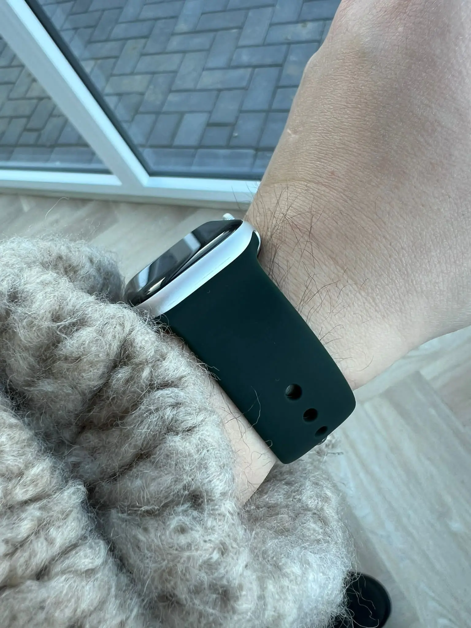Apple watch top vert