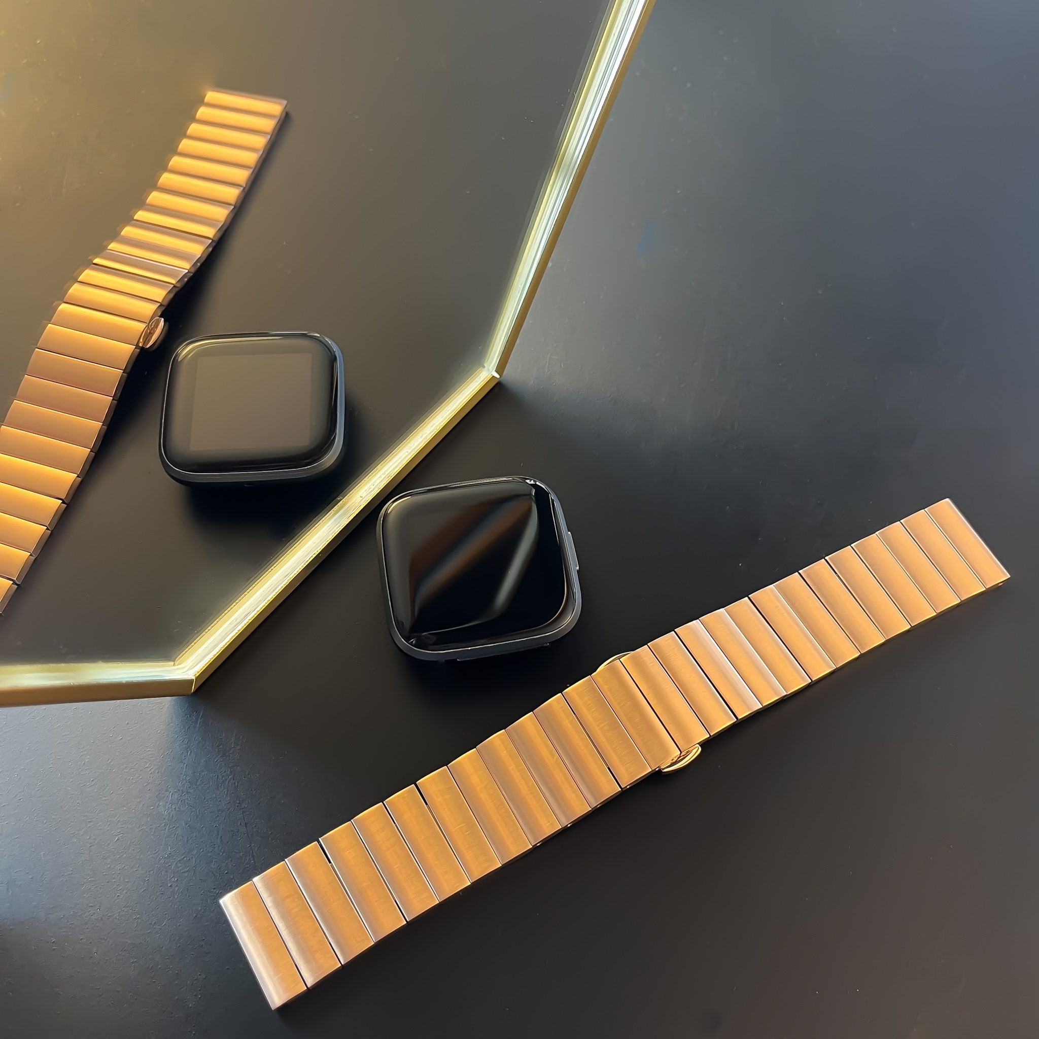 Bracelet acier maillons Fitbit Versa - or rose