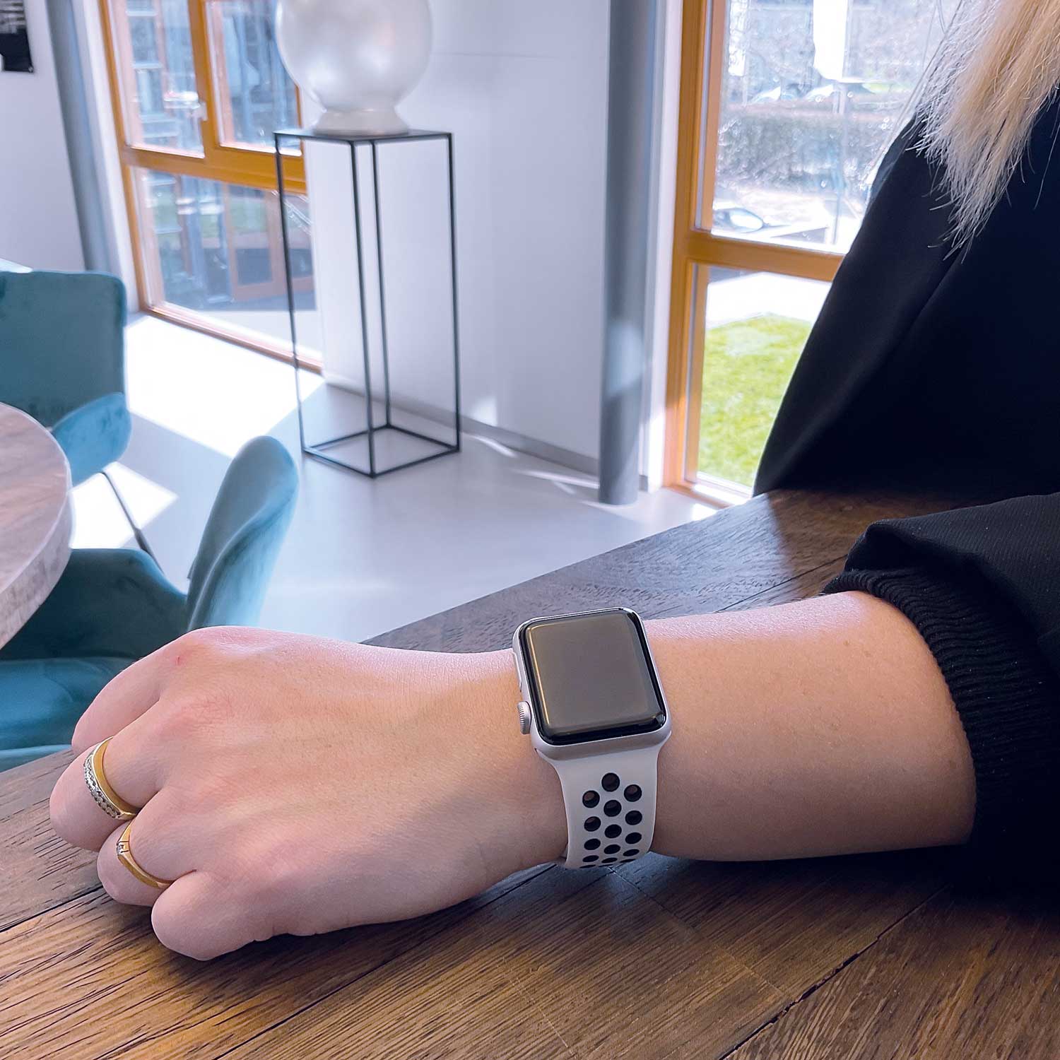 Bracelet sport double Apple Watch - blanc noir