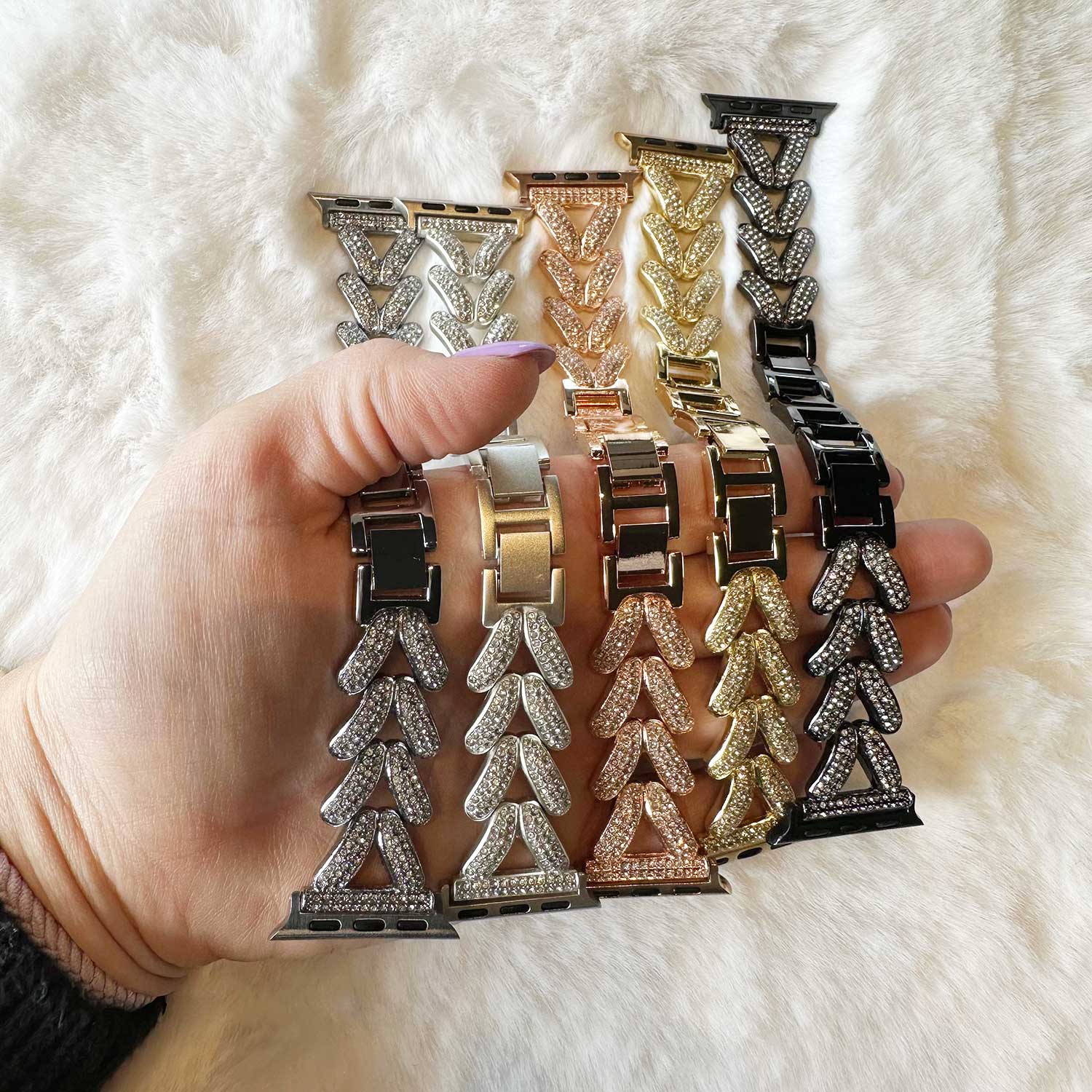 Bracelet à maillons en acier cœur Apple Watch - Faye noir