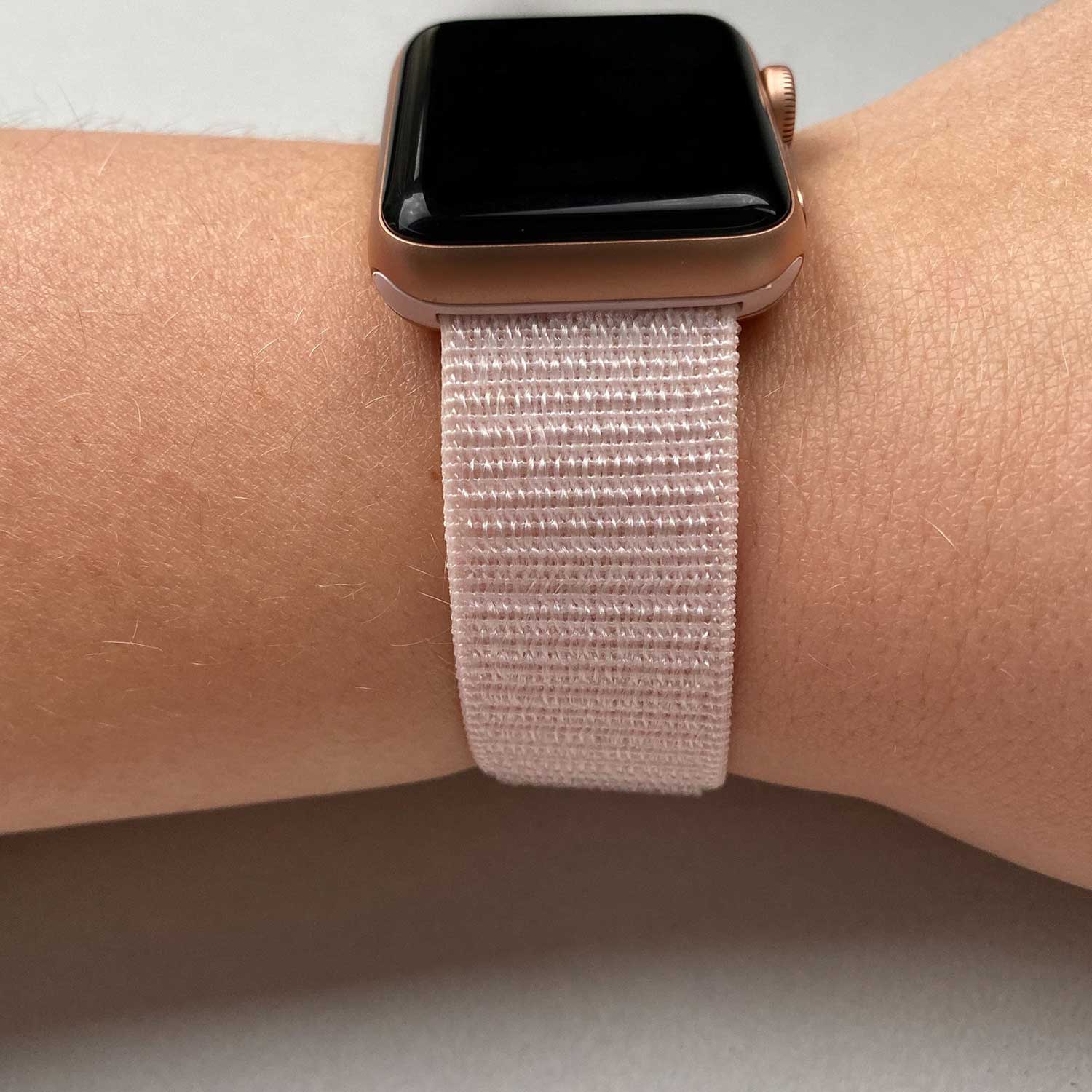 Bracelet boucle sport en nylon Apple Watch sportif - rose