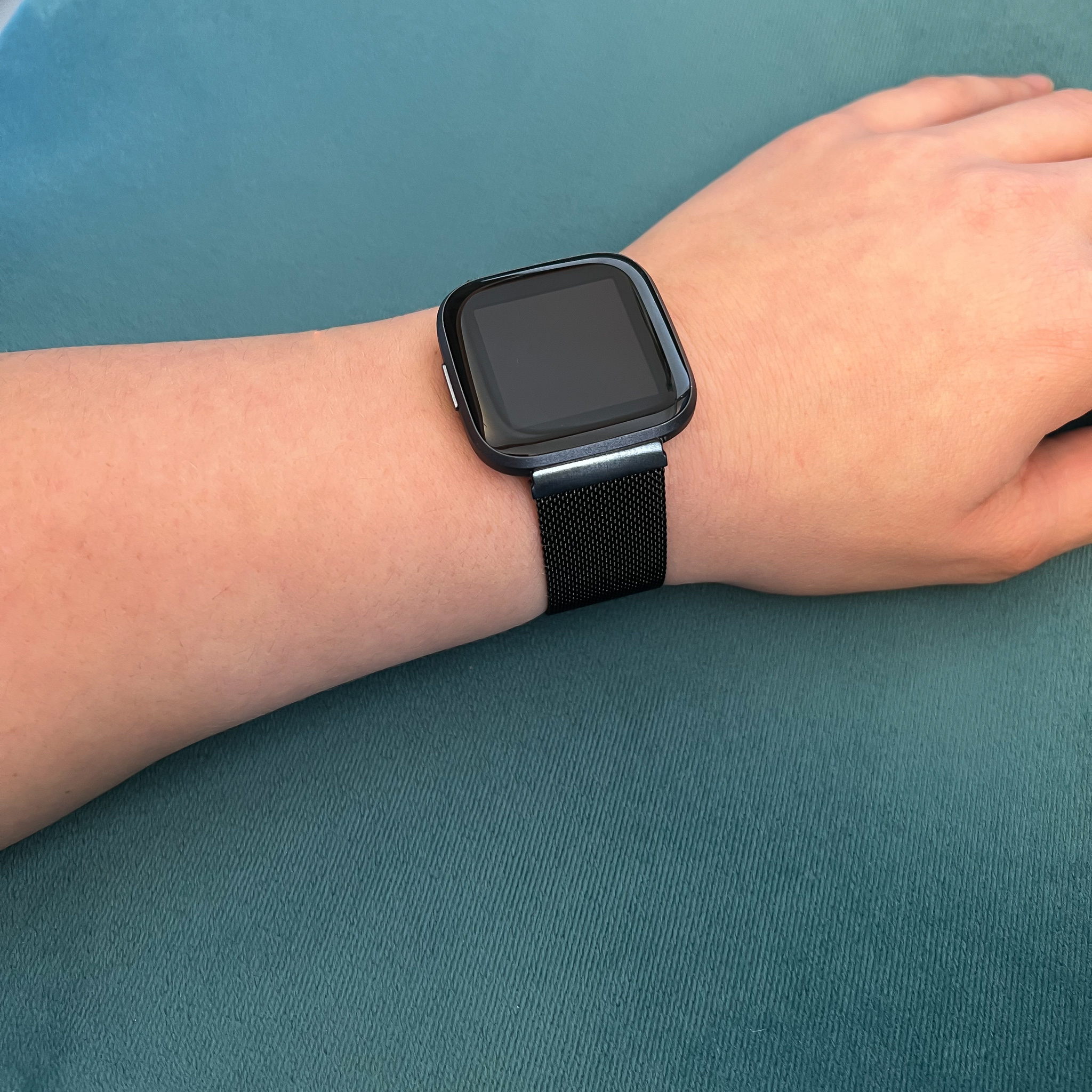 Bracelet milanais Fitbit Versa - noir