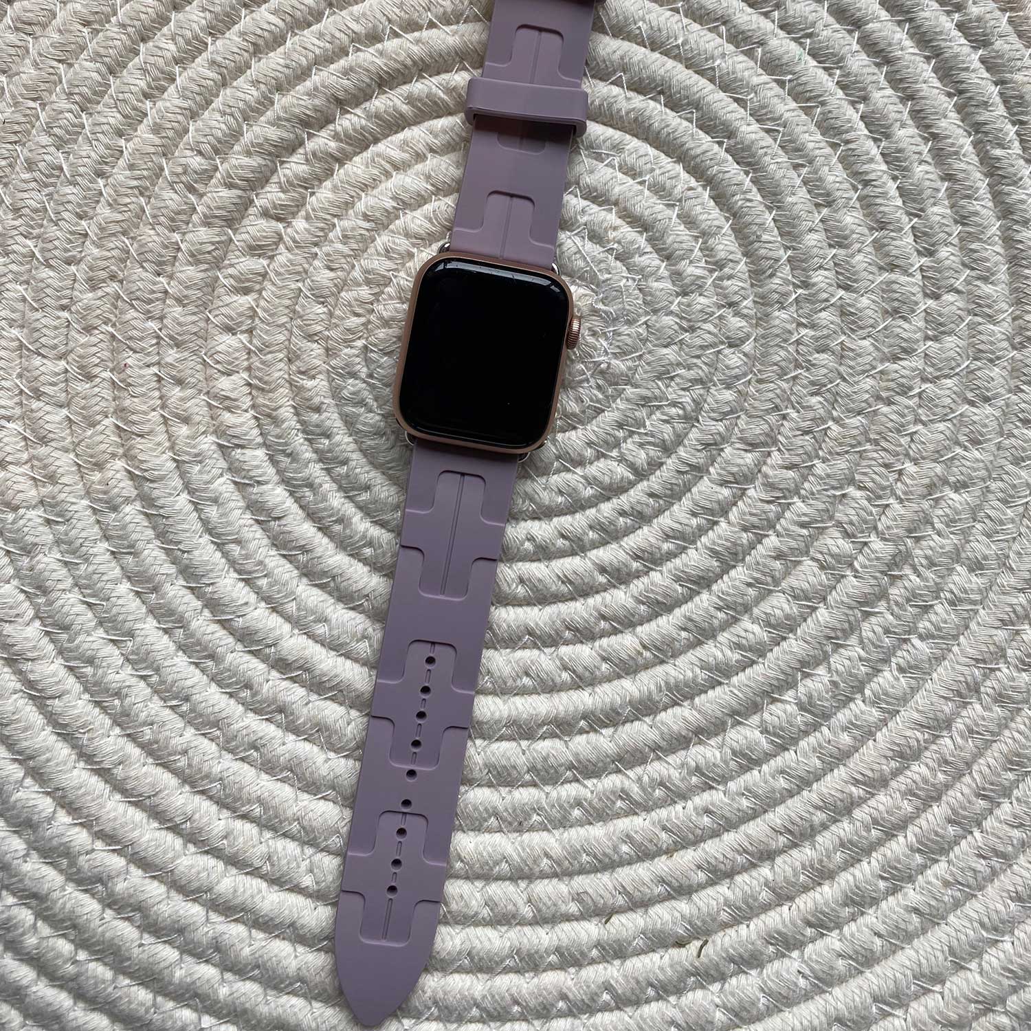 Bracelet sport Hermès simple tour kilim Apple Watch - violet