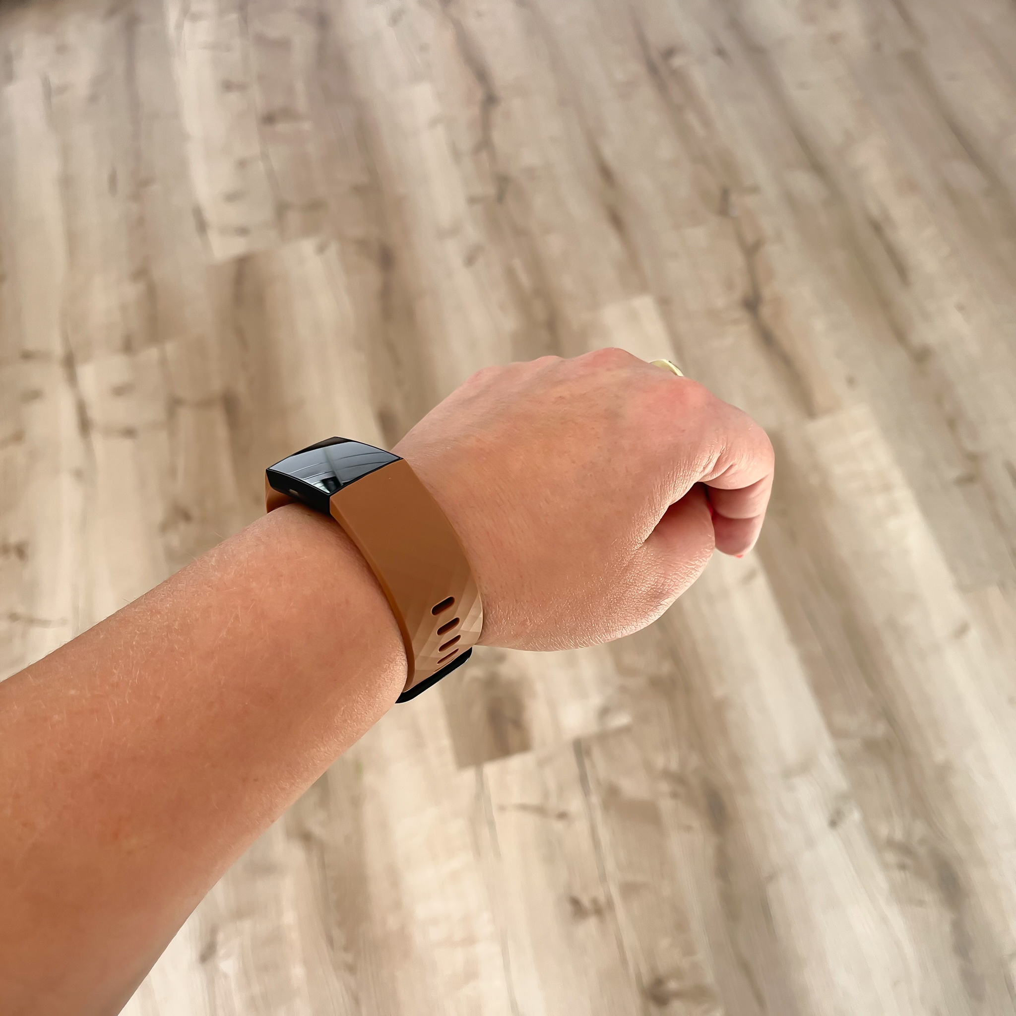 Bracelet sport gaufré Fitbit Charge 3 & 4 - marron