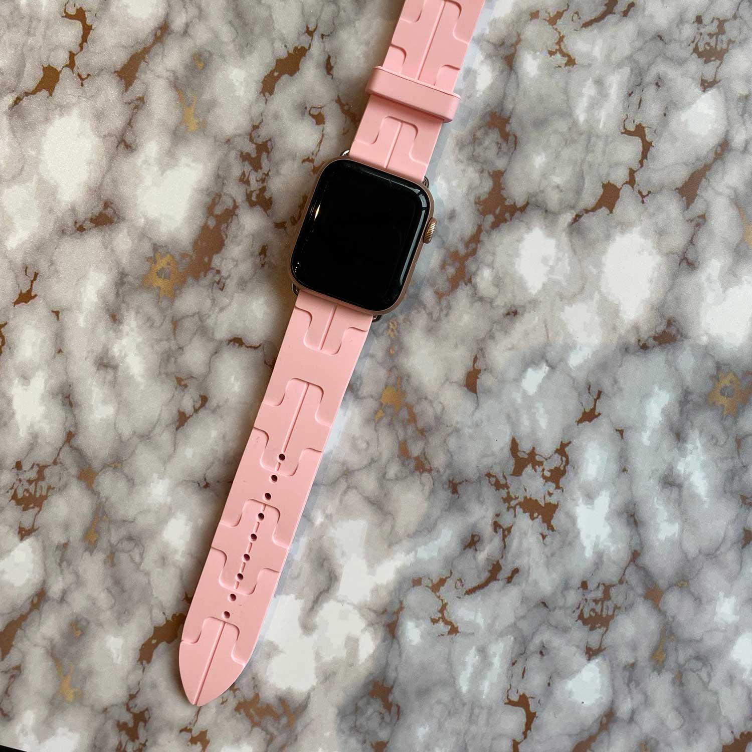 Bracelet sport Hermès simple tour kilim Apple Watch - rose