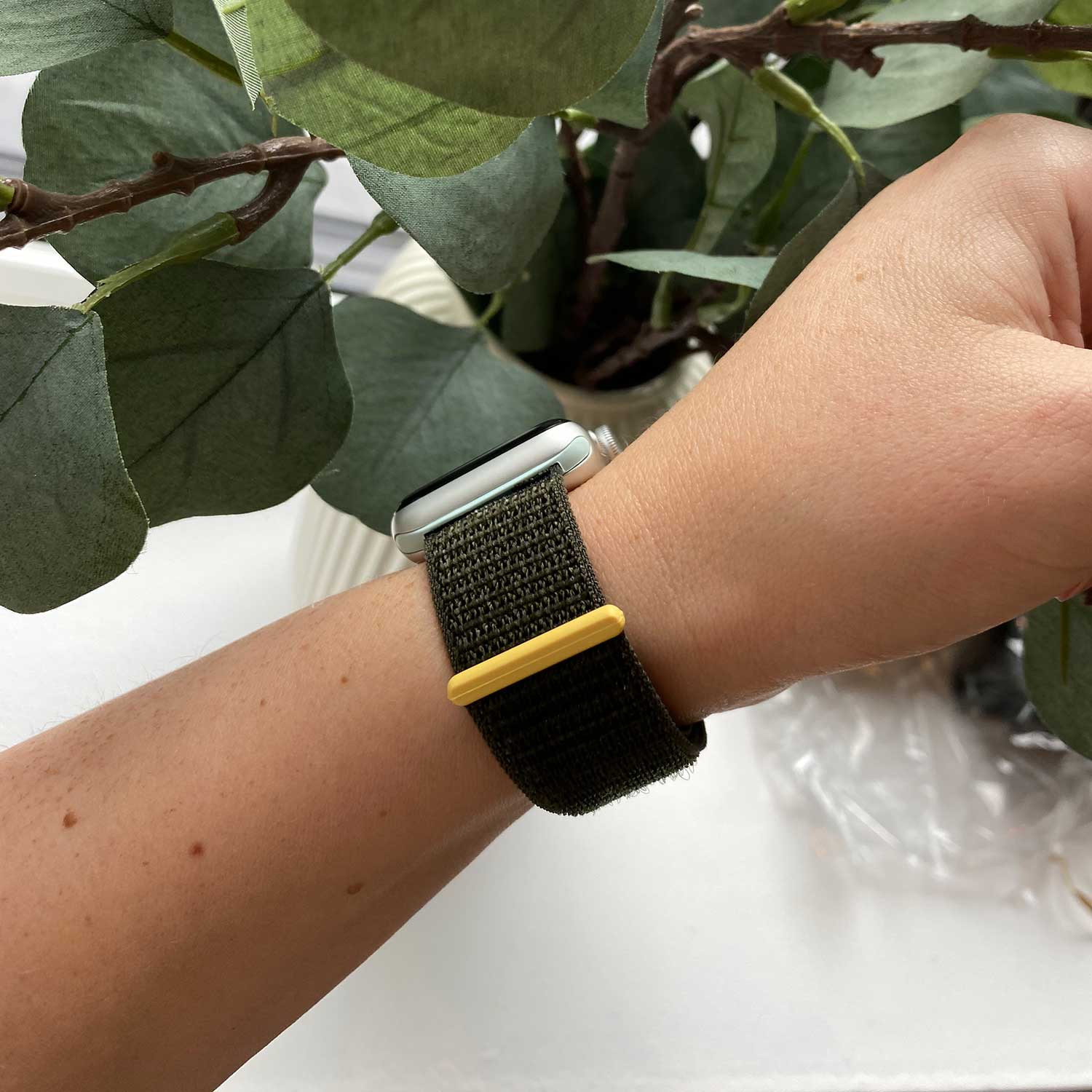 Bracelet boucle sport en nylon Apple Watch - cyprès 