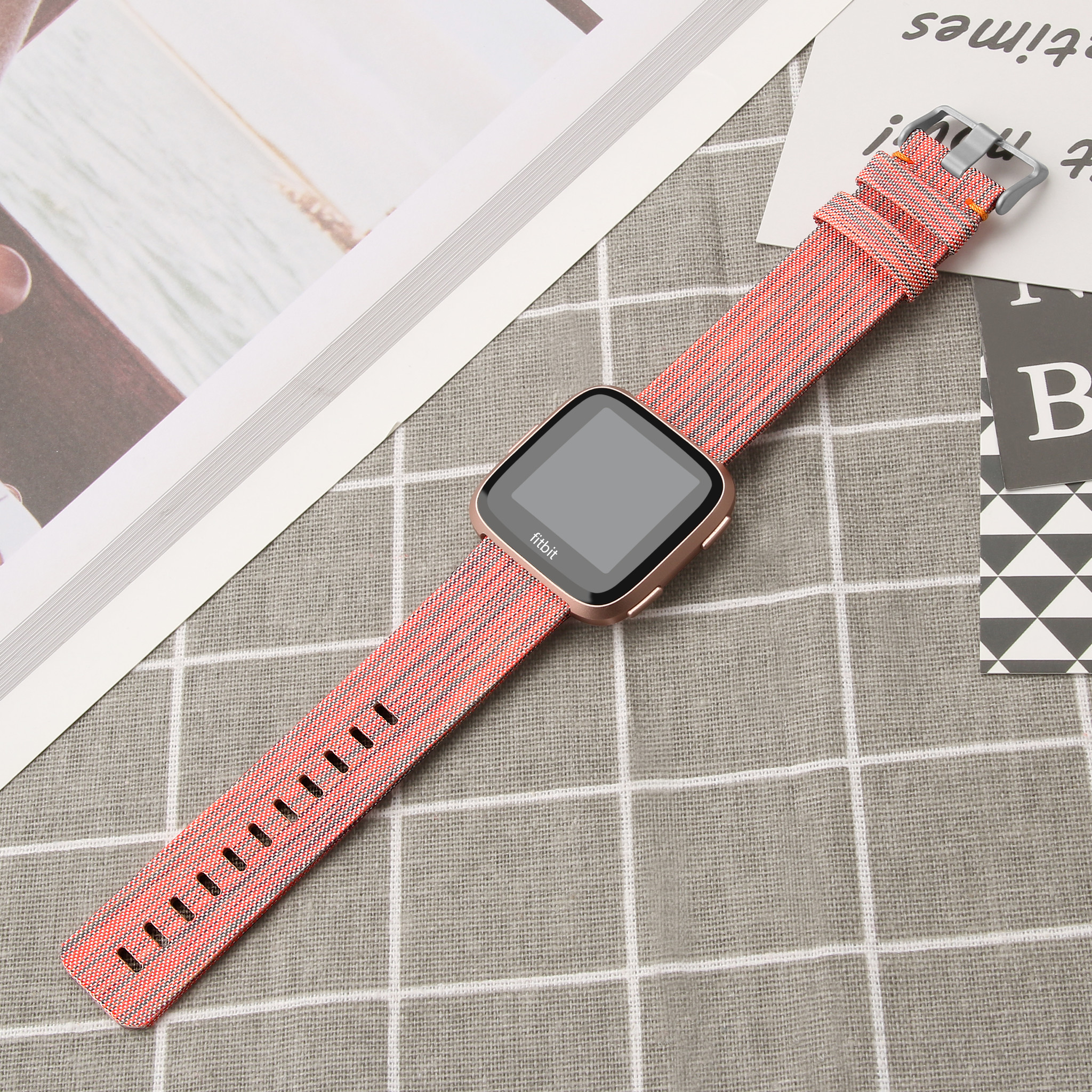 Bracelet boucle sport en nylon Fitbit Versa - orange rayé