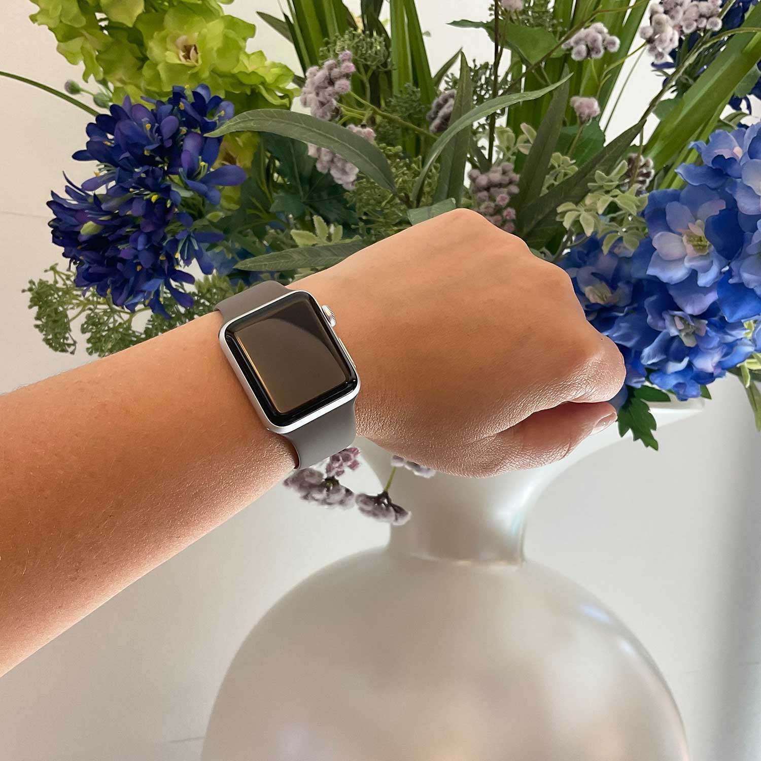Bracelet sport Apple Watch - gris côtier