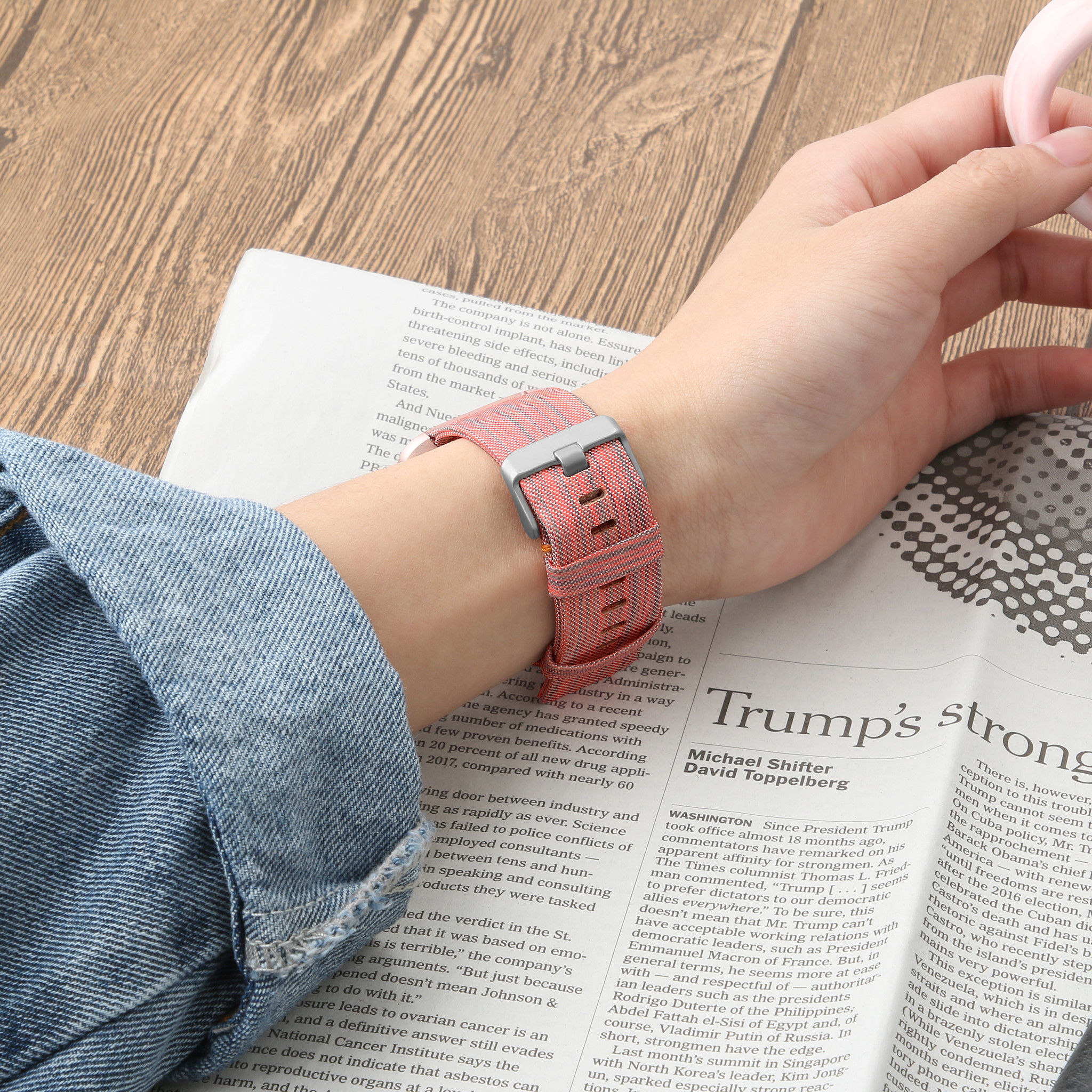 Bracelet boucle sport en nylon Fitbit Versa - orange rayé