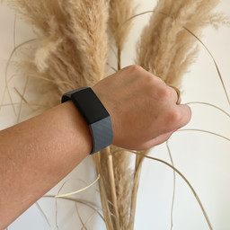 Bracelet sport gaufré Fitbit Charge 3 & 4 - gris