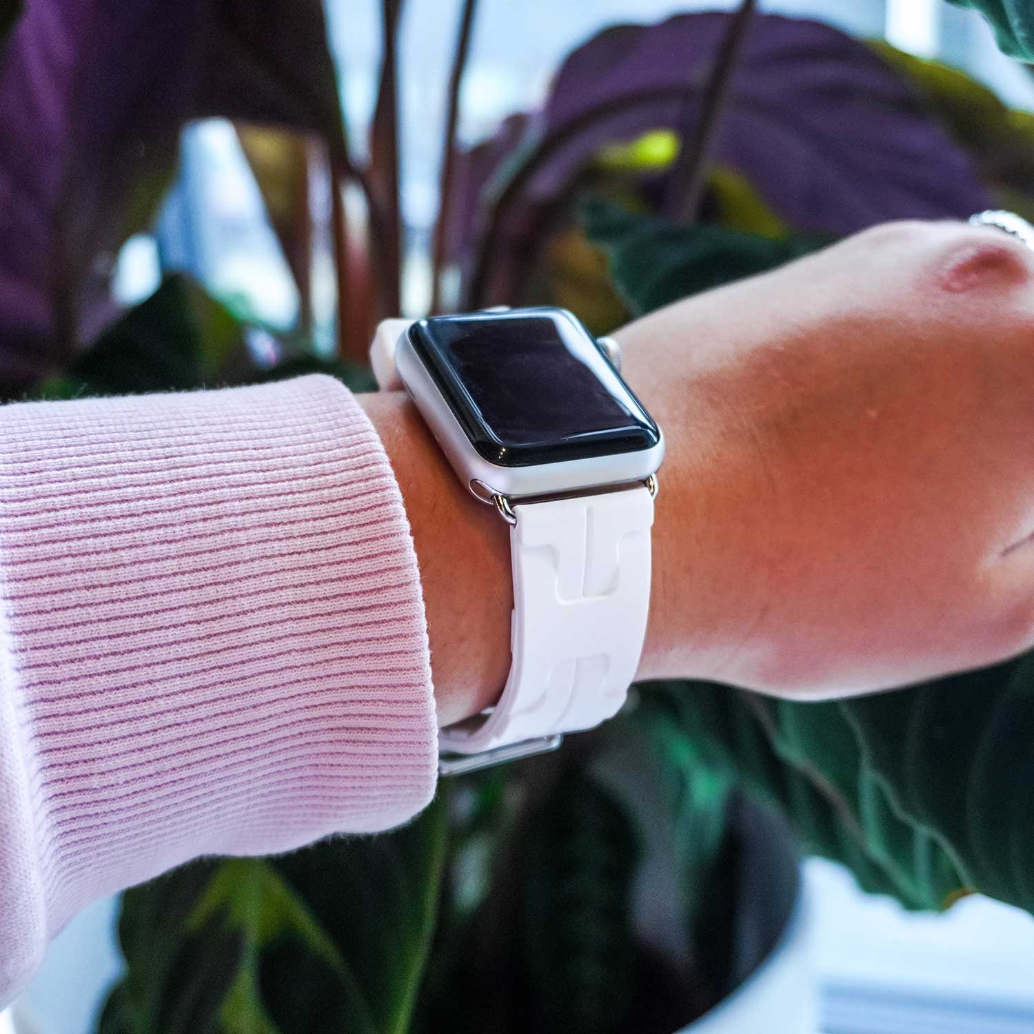 Bracelet sport Hermès simple tour kilim Apple Watch - blanc