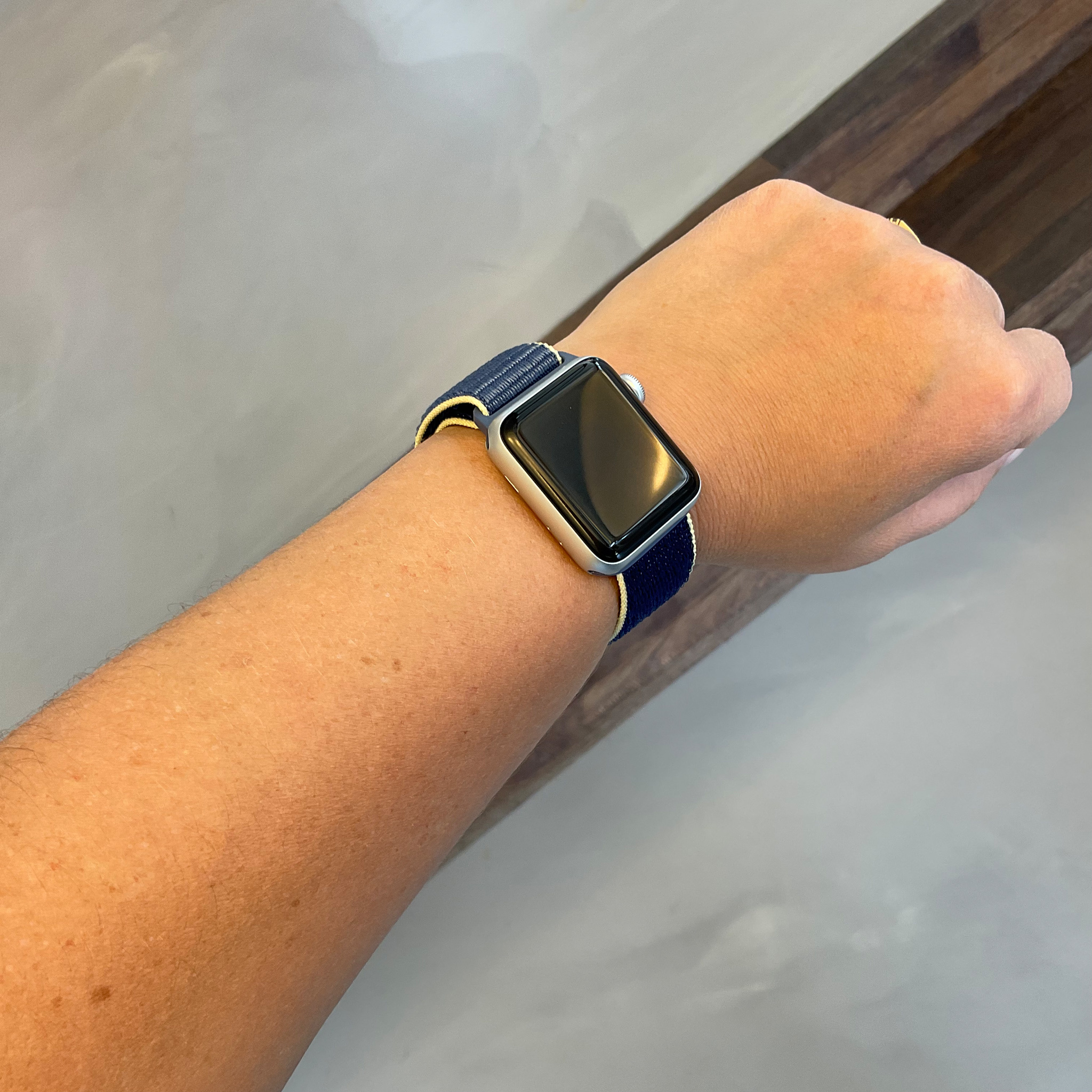 Bracelet boucle sport en nylon Apple Watch - bleu Alaska