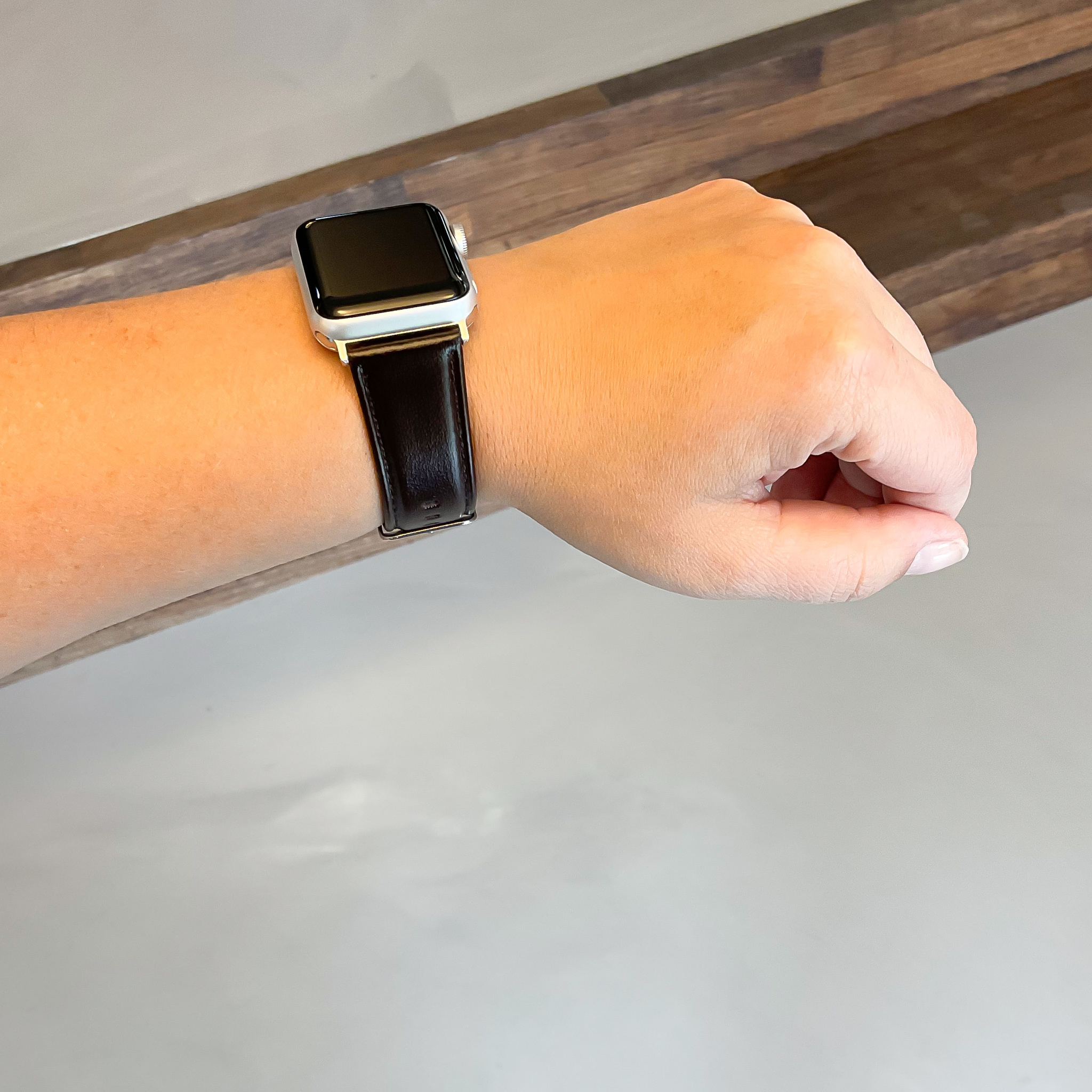Bracelet véritable en cuir Apple Watch - brun foncé