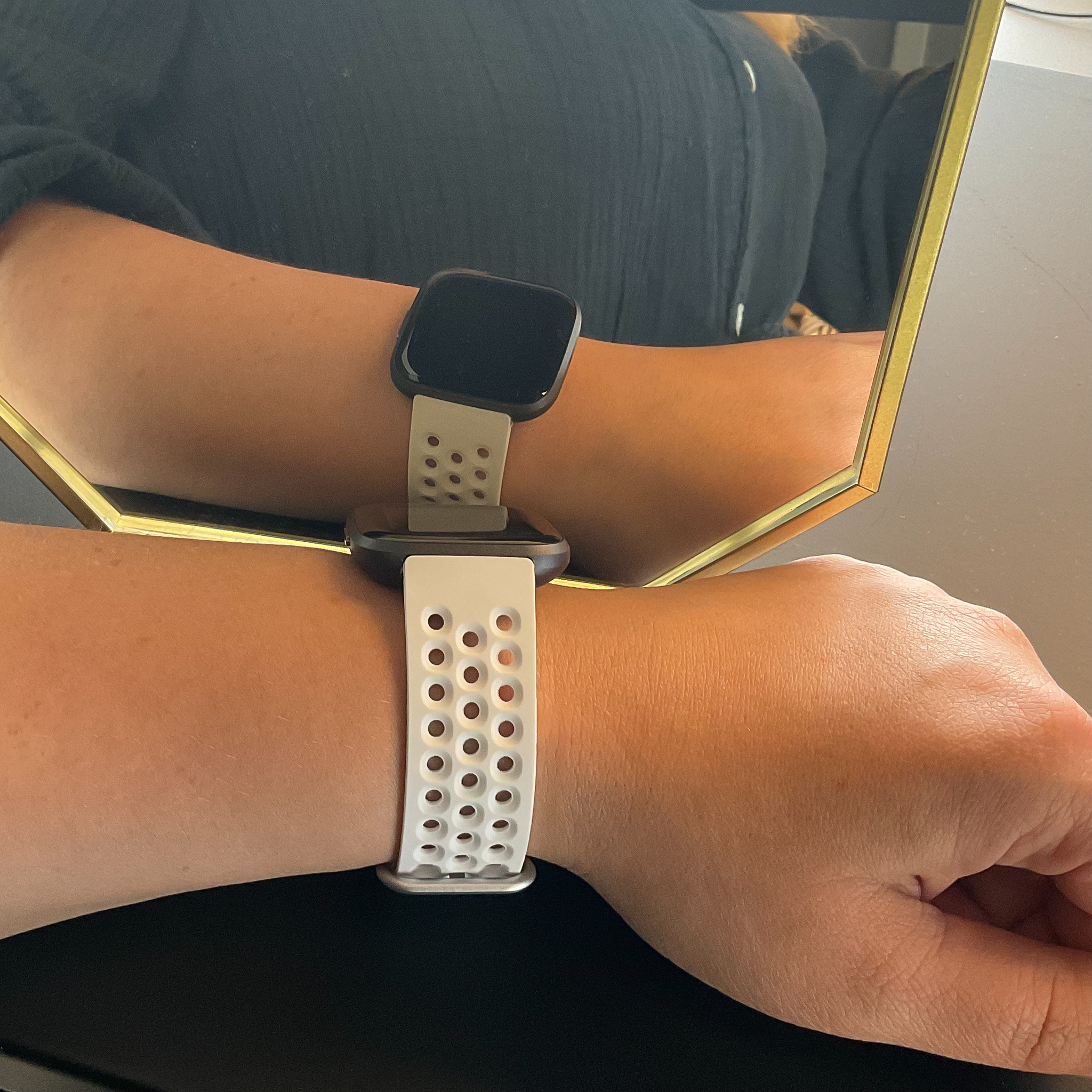 Bracelet sport point Fitbit Versa - blanc